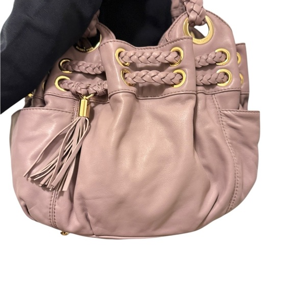 Michael Kors light purple Leather Tassel Bag in great conditions - Picture 2 of 16